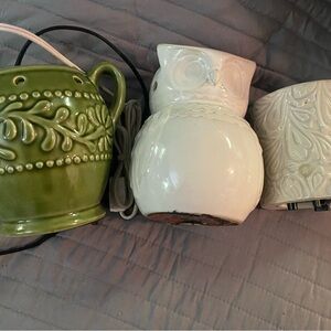Ceramic Wax Warmer Set No Lids. Owl, Vase, & Leaf